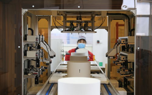 活力中國(guó)圖鑒 企穩(wěn)回升，規(guī)上工業(yè)增加值同比增長(zhǎng)2.4%背后的技術(shù)開(kāi)發(fā)動(dòng)能